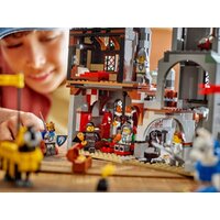 Конструктор LEGO Creator 3 в 1 31168 Средневековый замок конных рыцарей - Превью изображения №9 — Интернет-магазин Time-Shop