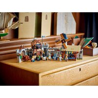 Конструктор LEGO Creator 3 в 1 31168 Средневековый замок конных рыцарей - Превью изображения №10 — Интернет-магазин Time-Shop