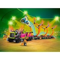 Конструктор LEGO City 60357 Трюковый грузовик и огненное кольцо - Превью изображения №2 — Интернет-магазин Time-Shop