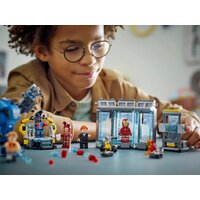Конструктор LEGO Marvel Лаборатория Железного Человека: Зал Доспехов 76315 - Превью изображения №11 — Интернет-магазин Time-Shop