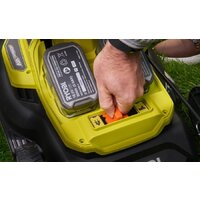 Газонокосилка Ryobi RY18LMH37A-250 Hybrid (с 2-мя АКБ) - Превью изображения №7 — Интернет-магазин Time-Shop