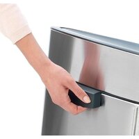 Система сортировки мусора Brabantia Touch Bin Recycle 10+23 л (стальной матовый) - Превью изображения №6 — Интернет-магазин Time-Shop