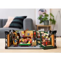 Конструктор LEGO Ideas 21319 Центральная кофейня - Превью изображения №22 — Интернет-магазин Time-Shop