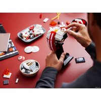 Конструктор LEGO Star Wars 75327 Шлем Люка Скайуокера (Красный-5) - Превью изображения №5 — Интернет-магазин Time-Shop