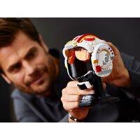 Конструктор LEGO Star Wars 75327 Шлем Люка Скайуокера (Красный-5) - Превью изображения №3 — Интернет-магазин Time-Shop