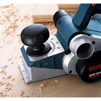 Рубанок Bosch GHO 40-82 C Professional (060159A76A) - Превью изображения №3 — Интернет-магазин Time-Shop