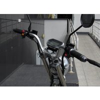 Электроскутер Yakama АР-Н008-3 (черный) - Превью изображения №8 — Интернет-магазин Time-Shop