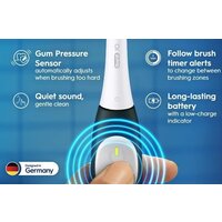 Электрическая зубная щетка Oral-B iO2 Electric Toothbrush with Travel Case (Night Black) - Превью изображения №5 — Интернет-магазин Time-Shop