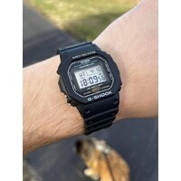 Наручные часы Casio G-Shock DW-5600UE-1E - Превью изображения №6 — Интернет-магазин Time-Shop