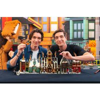 Конструктор LEGO Harry Potter 76457 Деревня Хогсмид – Коллекционное издание - Превью изображения №17 — Интернет-магазин Time-Shop