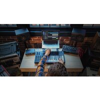 Аудиоинтерфейс MOTU M2 - Превью изображения №4 — Интернет-магазин Time-Shop