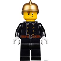 Конструктор LEGO Creator 10263 Пожарная часть в зимней деревне - Превью изображения №13 — Интернет-магазин Time-Shop