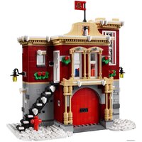 Конструктор LEGO Creator 10263 Пожарная часть в зимней деревне - Превью изображения №4 — Интернет-магазин Time-Shop