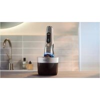 Электробритва Philips Series i9000 Prestige Ultra XP9404/31 - Превью изображения №10 — Интернет-магазин Time-Shop