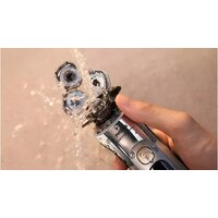 Электробритва Philips Series i9000 Prestige Ultra XP9404/31 - Превью изображения №14 — Интернет-магазин Time-Shop