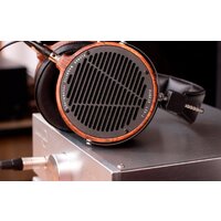 Наушники Audeze LCD-2 - Превью изображения №14 — Интернет-магазин Time-Shop
