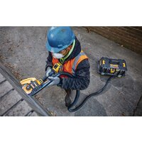 Угловая шлифмашина DeWalt DCG418N (без АКБ) - Превью изображения №5 — Интернет-магазин Time-Shop