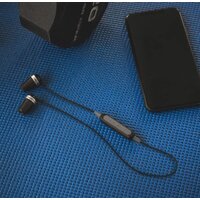 Наушники KOSS The PLUG Wireless - Превью изображения №4 — Интернет-магазин Time-Shop