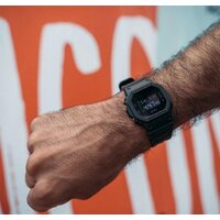 Наручные часы Casio DW-5600BB-1E - Превью изображения №2 — Интернет-магазин Time-Shop