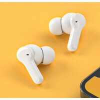 Наушники QCY T13 (белый) - Превью изображения №7 — Интернет-магазин Time-Shop