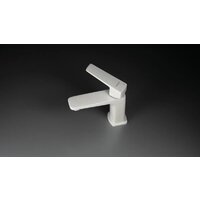 Смеситель Deante Blur Bianco BQL_A20M - Превью изображения №3 — Интернет-магазин Time-Shop
