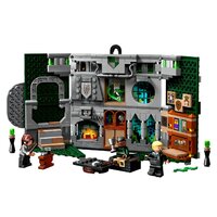Конструктор LEGO Harry Potter 76410 Знамя факультета Слизерин - Превью изображения №3 — Интернет-магазин Time-Shop