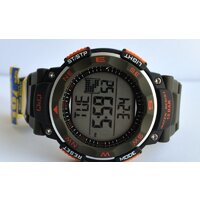 Наручные часы Q&Q M124J003 - Превью изображения №2 — Интернет-магазин Time-Shop