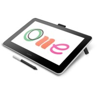 Графический монитор Wacom One DTC133 - Превью изображения №2 — Интернет-магазин Time-Shop