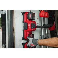 Зарядное устройство Milwaukee M18MDBSC 4932498557 (18В) - Превью изображения №8 — Интернет-магазин Time-Shop
