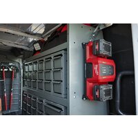 Зарядное устройство Milwaukee M18MDBSC 4932498557 (18В) - Превью изображения №10 — Интернет-магазин Time-Shop