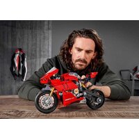 Конструктор LEGO Technic 42107 Ducati Panigale V4 R - Превью изображения №15 — Интернет-магазин Time-Shop