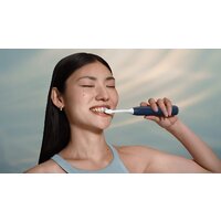 Электрическая зубная щетка Philips Sonicare Series 6100 HX7403/01 - Превью изображения №2 — Интернет-магазин Time-Shop