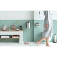 Держатель для туалетной бумаги Brabantia Profile 427626 (стальной матовый) - Превью изображения №7 — Интернет-магазин Time-Shop