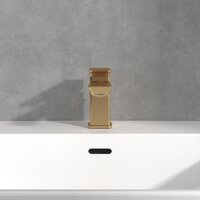 Смеситель Villeroy & Boch Subway 3.0 Extra Small TVW11200100076 - Превью изображения №4 — Интернет-магазин Time-Shop