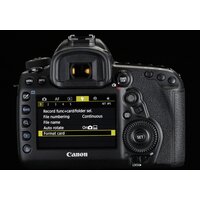 Зеркальный фотоаппарат Canon EOS 5D Mark IV Body - Превью изображения №18 — Интернет-магазин Time-Shop