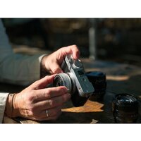 Беззеркальный фотоаппарат Fujifilm X-E5 Kit 23mm F2.8 R WR (серебристый) - Превью изображения №17 — Интернет-магазин Time-Shop