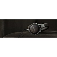 Наушники Denon AH-D5200 - Превью изображения №10 — Интернет-магазин Time-Shop