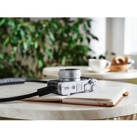 Беззеркальный фотоаппарат Fujifilm X-E5 Kit 23mm F2.8 R WR (черный) - Превью изображения №18 — Интернет-магазин Time-Shop