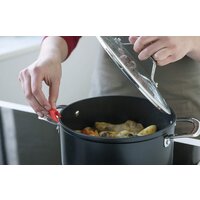 Кастрюля Beka Titan 13561244 - Превью изображения №4 — Интернет-магазин Time-Shop