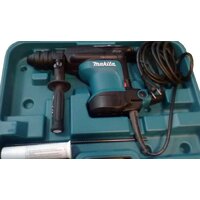 Перфоратор Makita HR3210C - Превью изображения №3 — Интернет-магазин Time-Shop