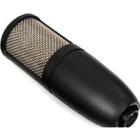 Проводной микрофон AKG P220 (черный) - Превью изображения №3 — Интернет-магазин Time-Shop