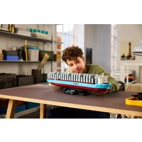 Конструктор LEGO 40955 Контейнеровоз Maersk с двухтопливным двигателем - Превью изображения №9 — Интернет-магазин Time-Shop