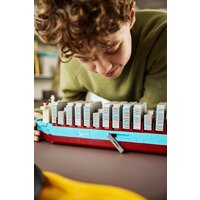 Конструктор LEGO 40955 Контейнеровоз Maersk с двухтопливным двигателем - Превью изображения №14 — Интернет-магазин Time-Shop