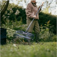 Грабли зубчатые Fiskars 1080681 - Превью изображения №4 — Интернет-магазин Time-Shop