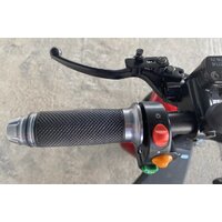 Электроскутер Yakama АР-Н0006B (красный) - Превью изображения №28 — Интернет-магазин Time-Shop