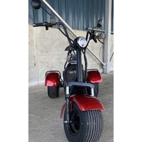 Электроскутер Yakama АР-Н0006B (красный) - Превью изображения №10 — Интернет-магазин Time-Shop