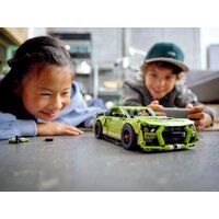 Конструктор LEGO Technic 42138 Ford Mustang Shelby GT500 - Превью изображения №3 — Интернет-магазин Time-Shop