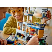 Конструктор LEGO City 60419 Полицейская тюрьма на острове - Превью изображения №10 — Интернет-магазин Time-Shop