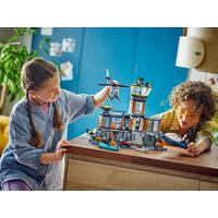 Конструктор LEGO City 60419 Полицейская тюрьма на острове - Превью изображения №9 — Интернет-магазин Time-Shop
