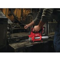 Шприц для смазки Milwaukee M18 GG-0 4933440493 (без АКБ) - Превью изображения №6 — Интернет-магазин Time-Shop